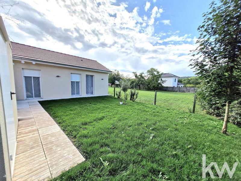 Maison - 94 m² - 4 pièces