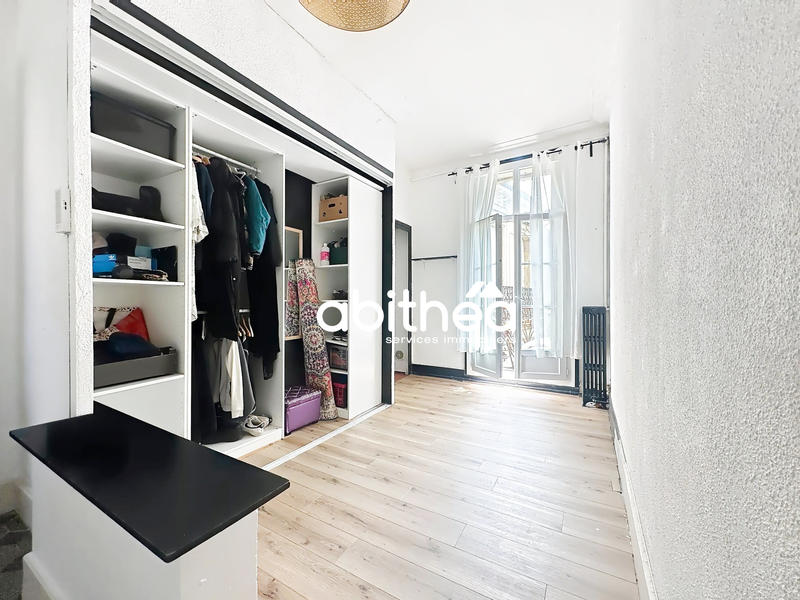 Appartement - 190 m² - 5 pièces