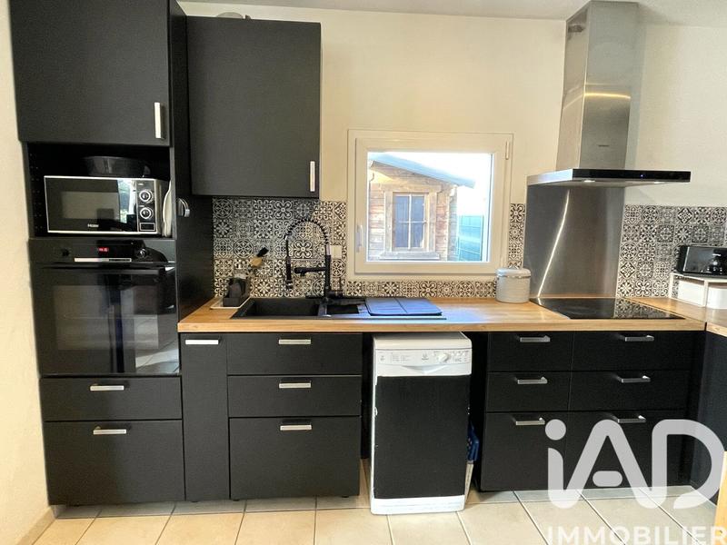 Maison - 90 m² - 4 pièces