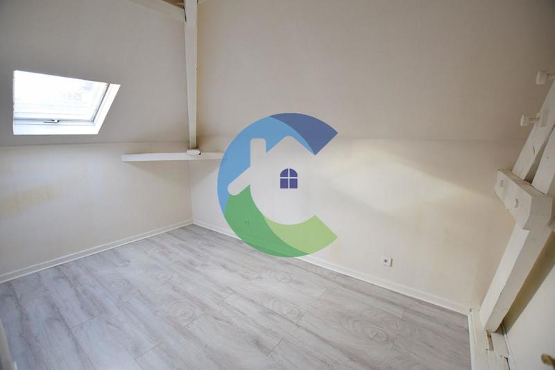 Immeuble - 150 m² - 8 pièces