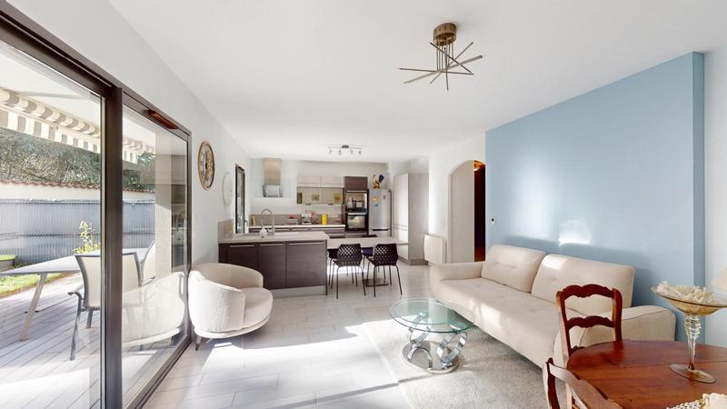 Appartement - 70 m² - 3 pièces