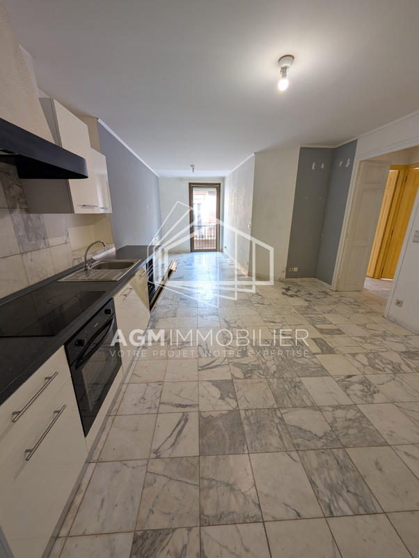 Maison - 191 m² - 3 pièces