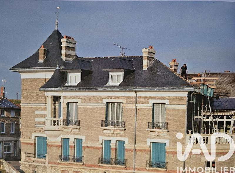 Château - 330 m² - 10 pièces