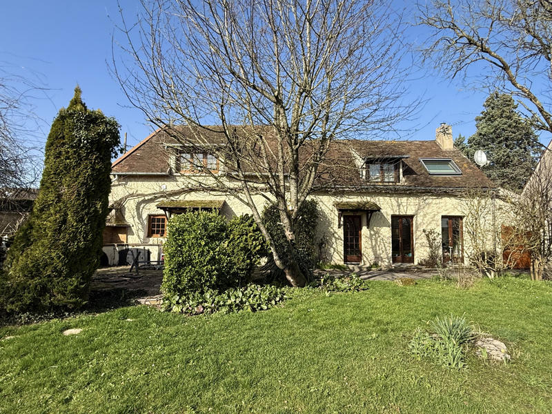 Maison - 120 m² - 5 pièces