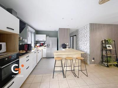 Maison de village - 101 m² - 6 pièces