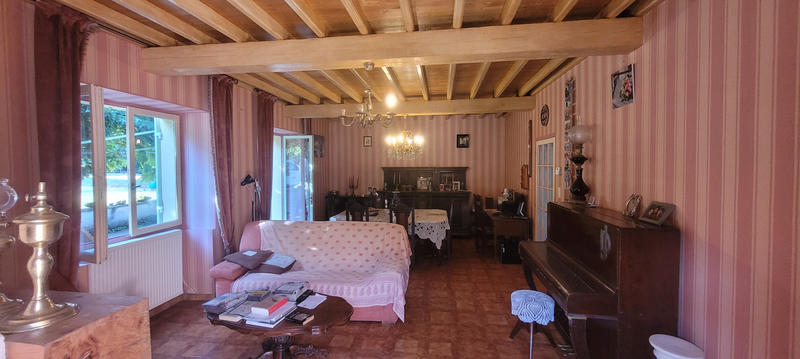 Maison - 145 m² - 8 pièces