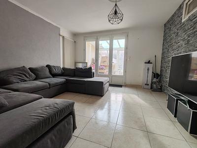 Maison de ville - 104 m² - 7 pièces