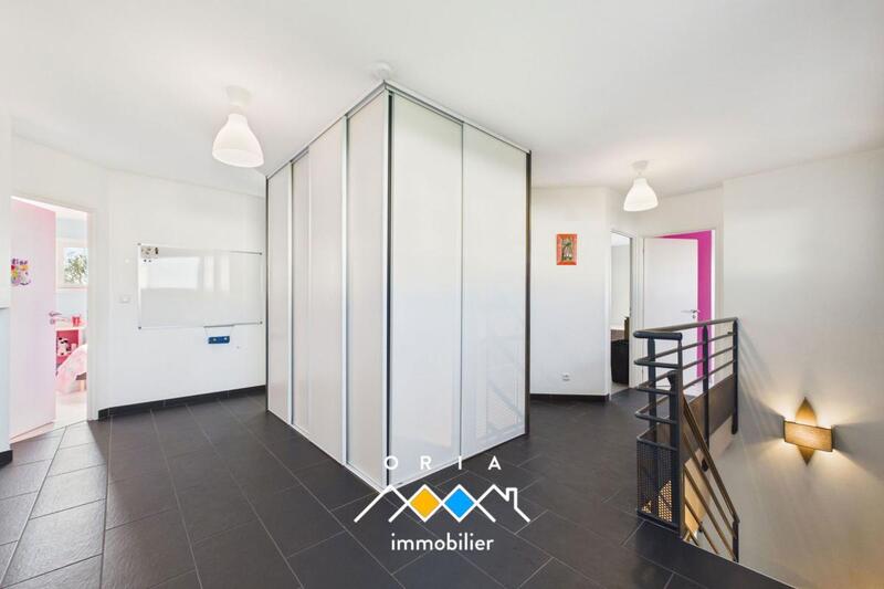 Maison - 162 m² - 6 pièces