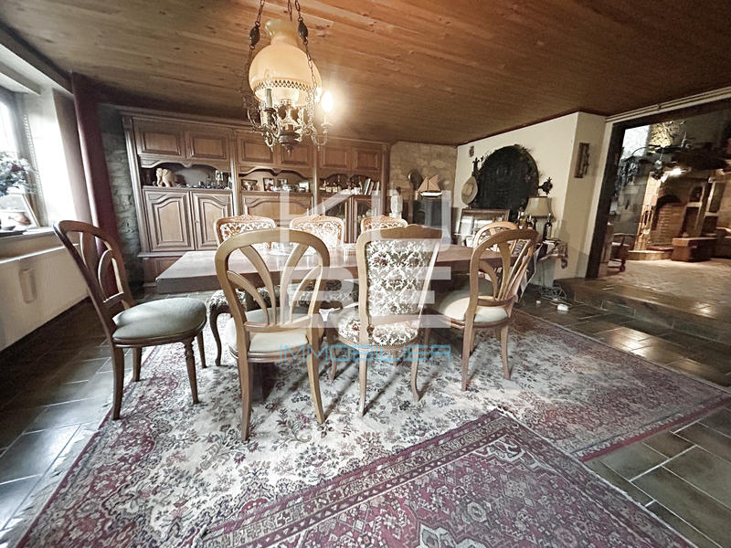 Maison - 165 m² - 6 pièces