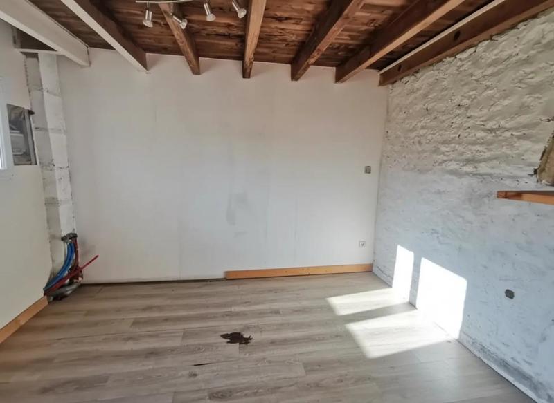 Maison - 280 m² - 7 pièces