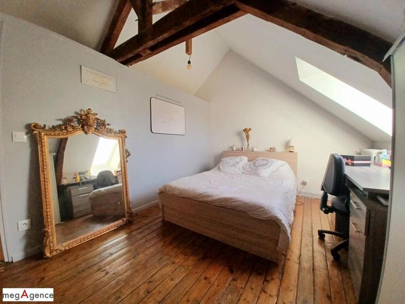 Maison - 205 m² - 7 pièces