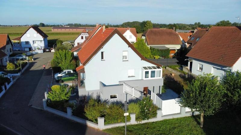 Maison - 110 m² - 6 pièces