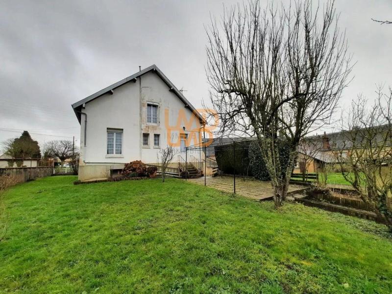 Maison de village - 95 m² - 3 pièces