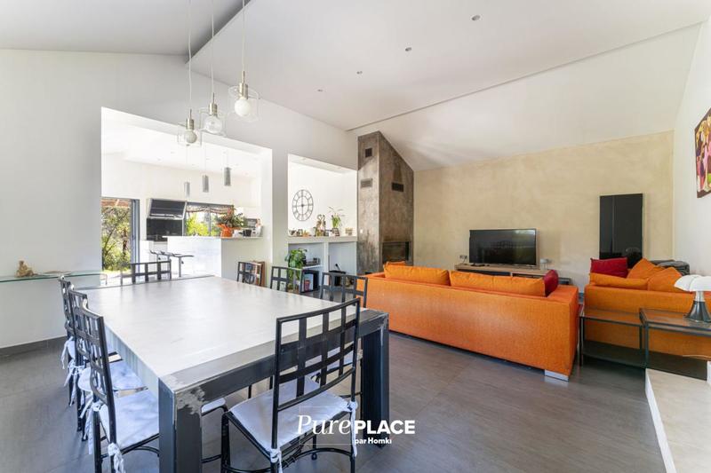 Maison - 150 m² - 5 pièces