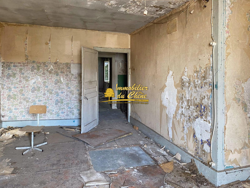 Maison - 150 m² - 12 pièces