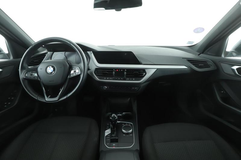 Bmw Série 1 118i Business Design Dkg7 140 ch