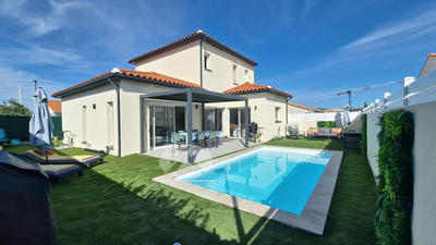 Villa - 111 m² - 1 pièce