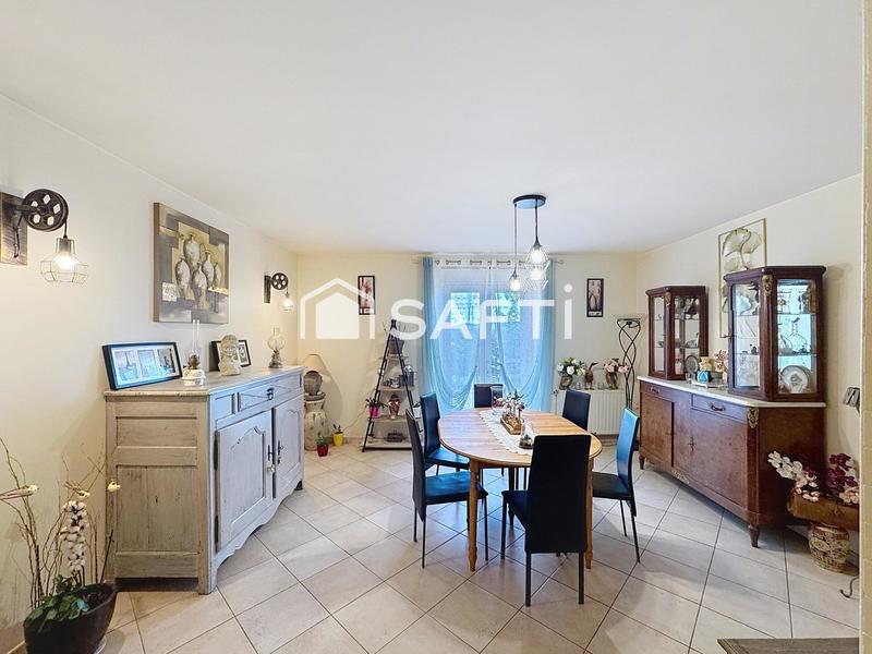 Maison - 157 m² - 10 pièces