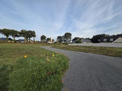 Terrain constructible - 703 m²