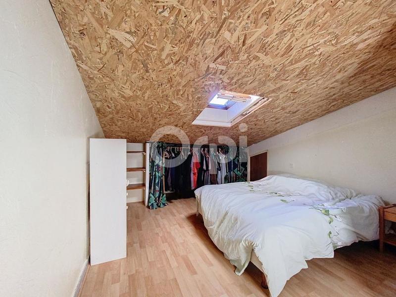 Maison - 265 m² - 8 pièces