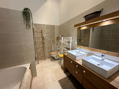 Maison - 190 m² - 6 pièces