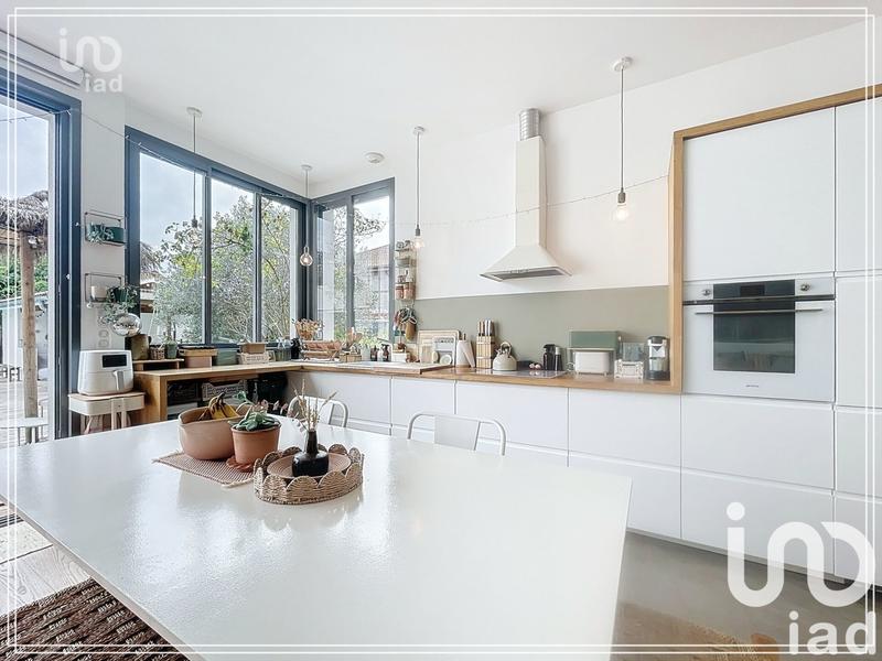 Maison - 150 m² - 6 pièces