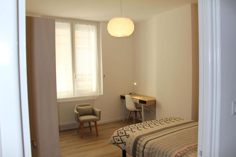 Appartement - 111 m² - 5 pièces