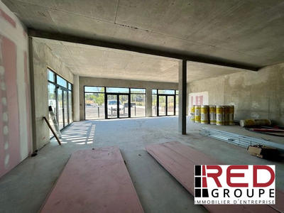Local commercial - 322 m² - 1 pièce