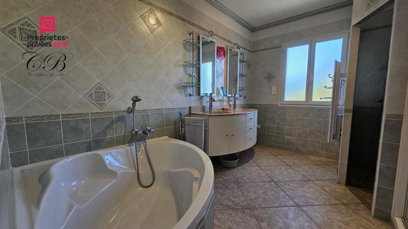 Maison - 155 m² - 5 pièces