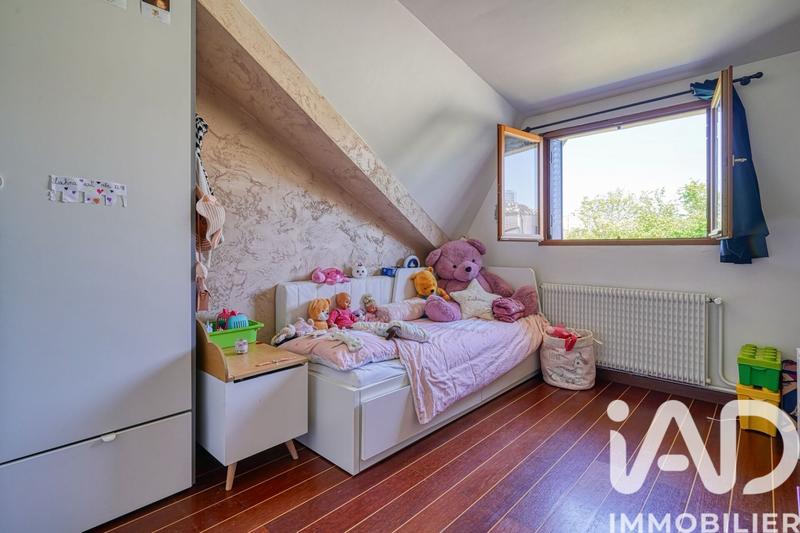 Maison - 210 m² - 5 pièces