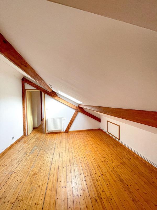 Maison en pierre - 143 m² - 6 pièces