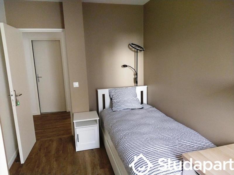 Chambre - 15 m² - 1 pièce