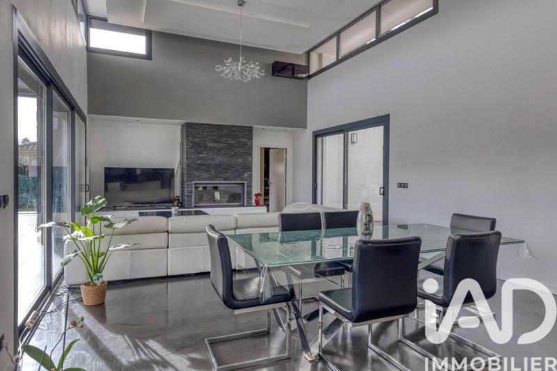 Maison de maîtres - 280 m² - 6 pièces