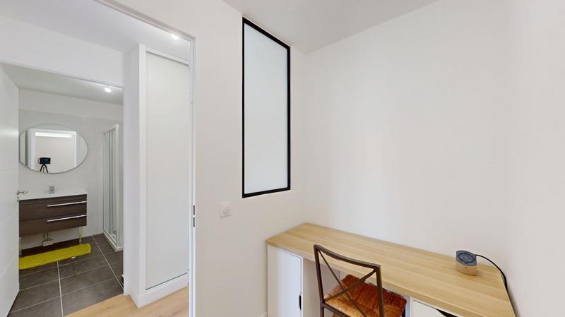 Appartement - 99 m² - 4 pièces