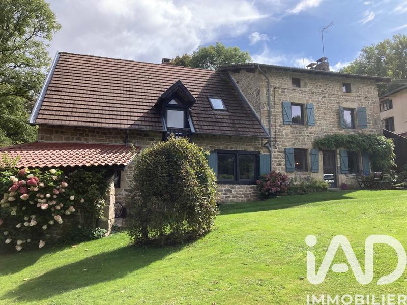 Maison de campagne - 240 m² - 6 pièces