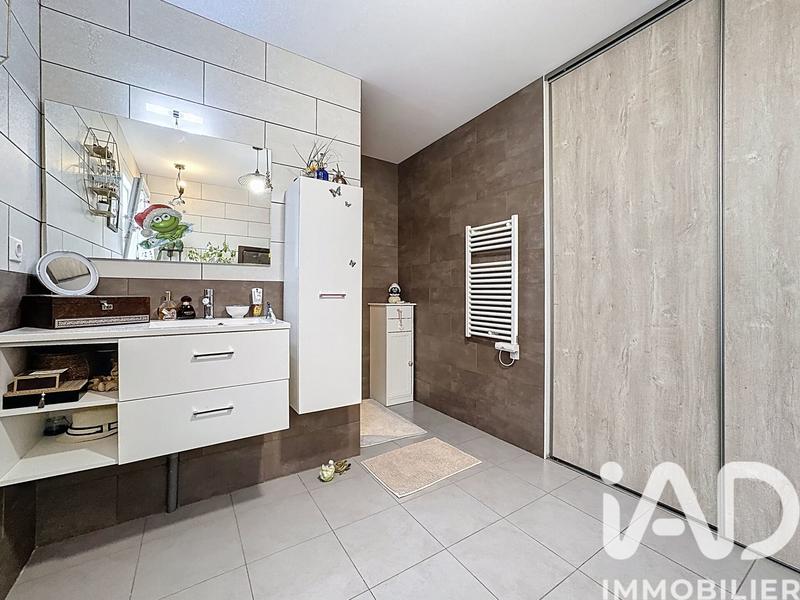 Maison - 81 m² - 3 pièces