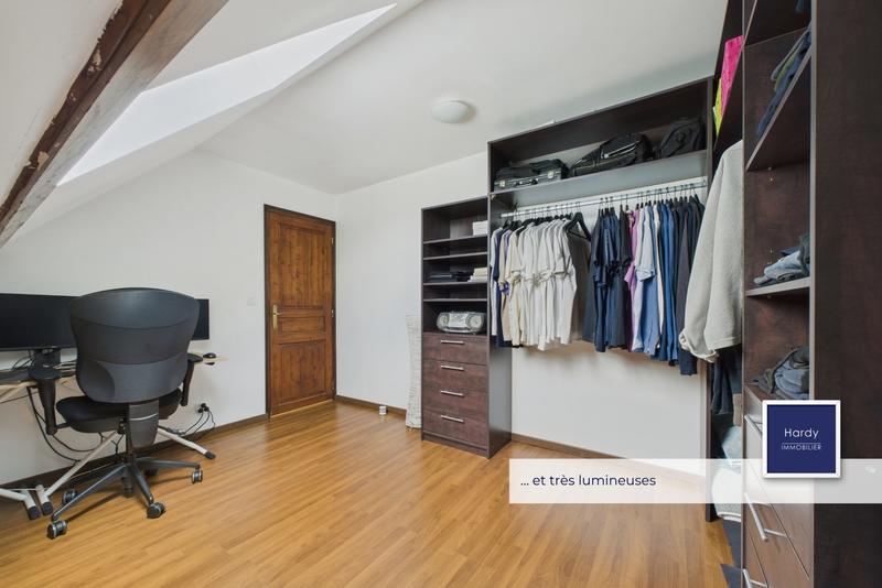 Maison - 149 m² - 7 pièces