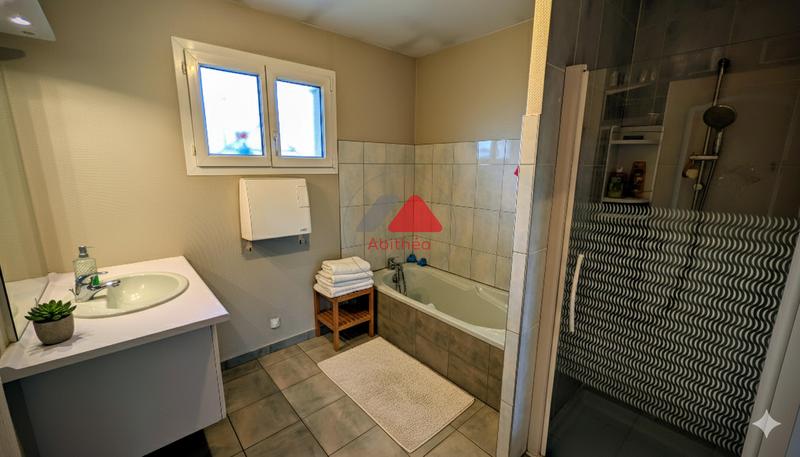 Maison - 120 m² - 5 pièces