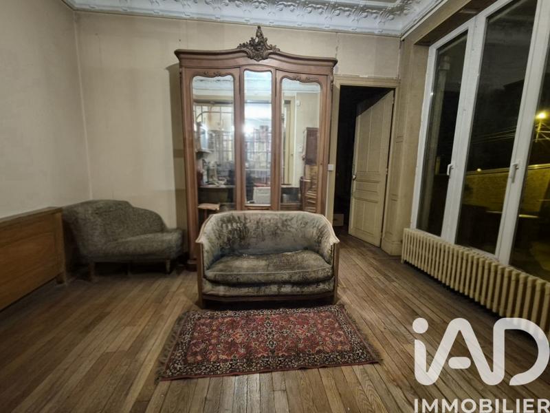 Maison - 250 m² - 10 pièces