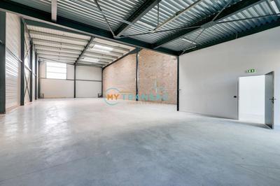Local d'activité / Entrepôt