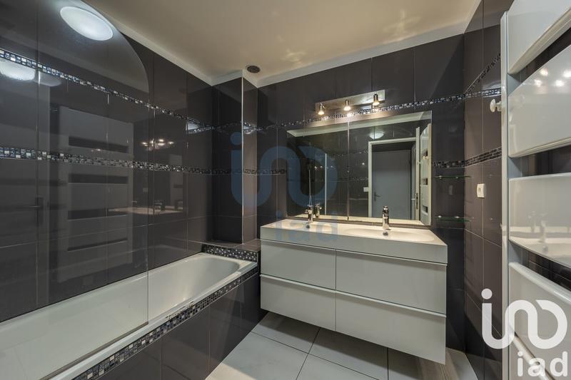 Maison de ville - 74 m² - 3 pièces