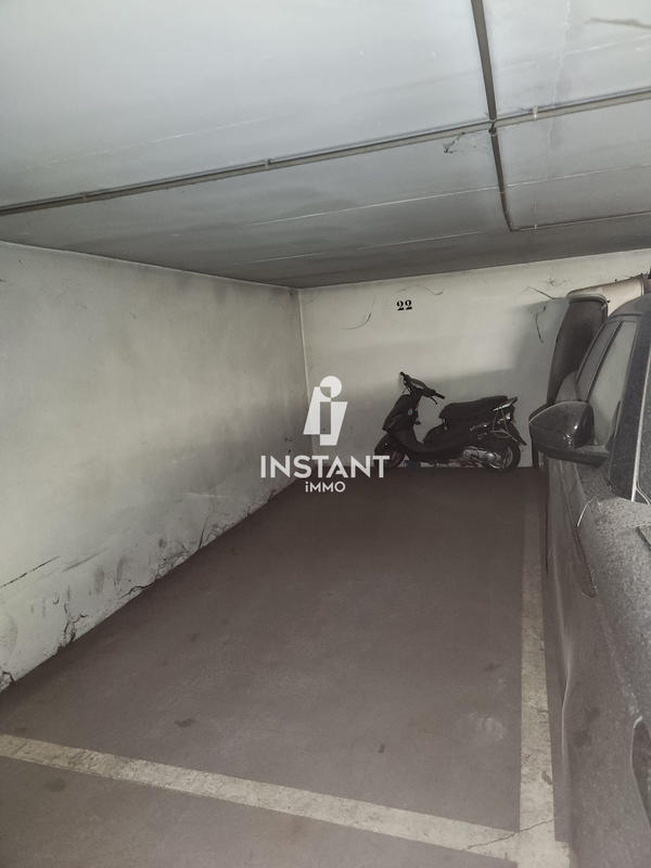 Parking / Garage - 24 m²