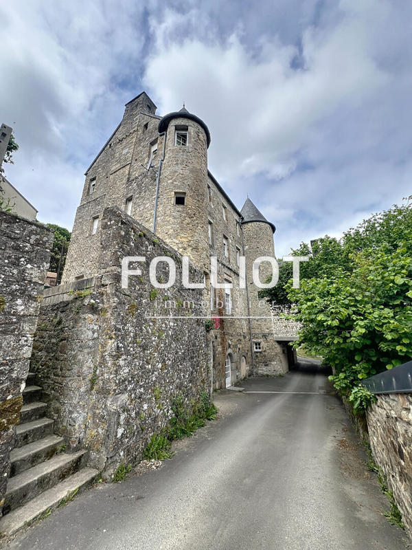 Immeuble - 339 m² - 14 pièces