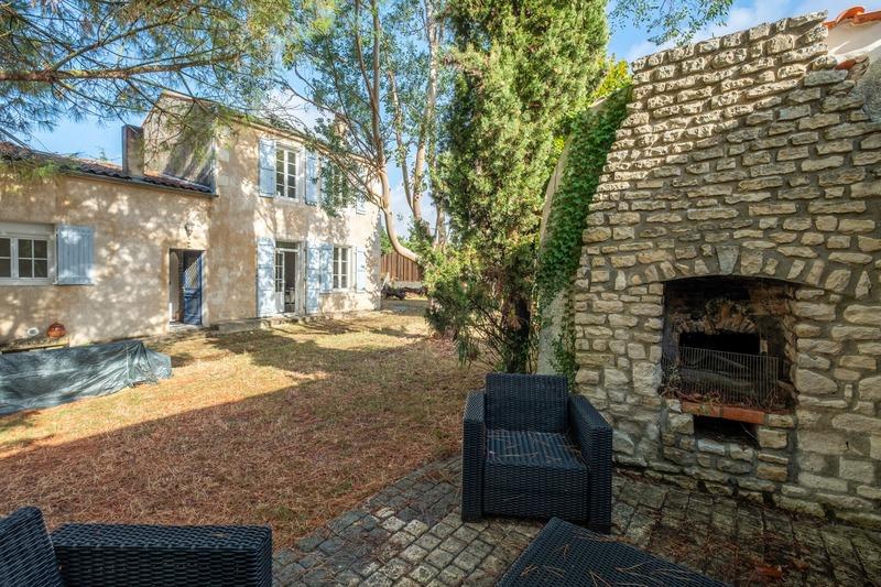 Maison en pierre - 105 m² - 4 pièces