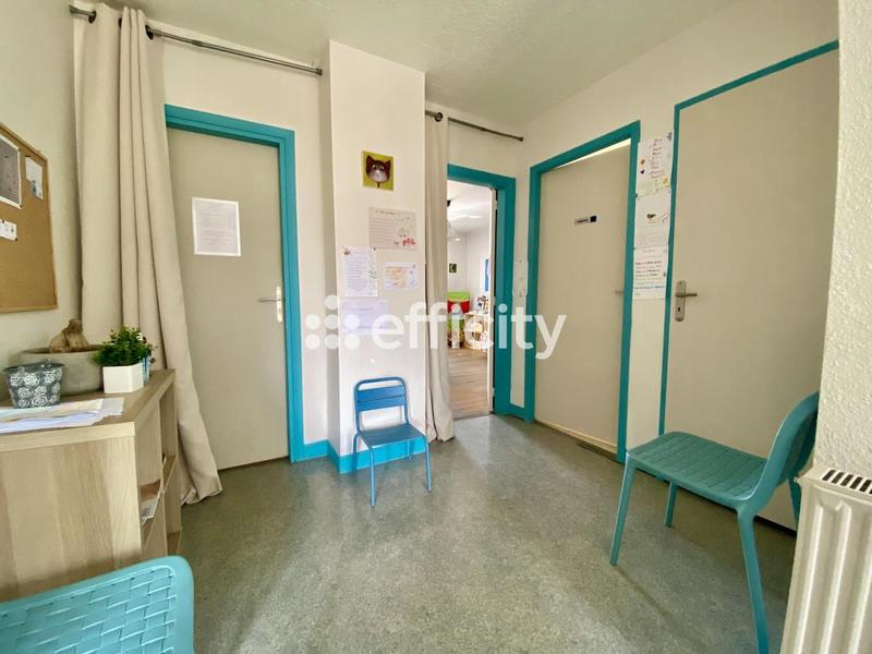 Maison - 211 m² - 6 pièces