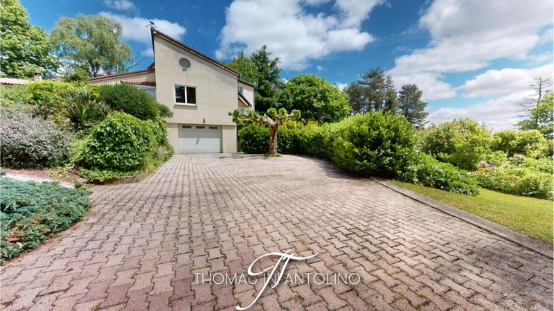 Maison - 160 m² - 6 pièces