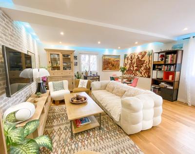 Maison - 113 m² - 6 pièces