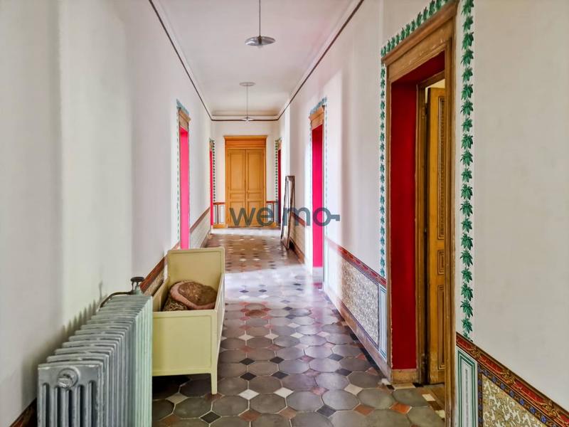 Demeure - 400 m² - 12 pièces