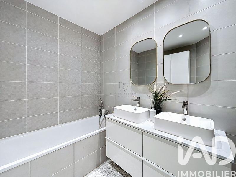 Appartement - 85 m² - 4 pièces