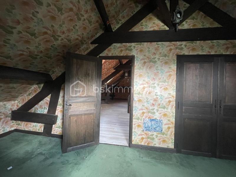 Maison traditionnelle - 169 m² - 7 pièces